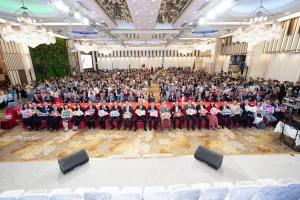 香港教育界慶祖國成立七十四周年聯歡宴會圓滿舉辦