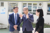 第十四屆港區人大代表胡曉明教授親臨愛國教育支援中心參訪指導